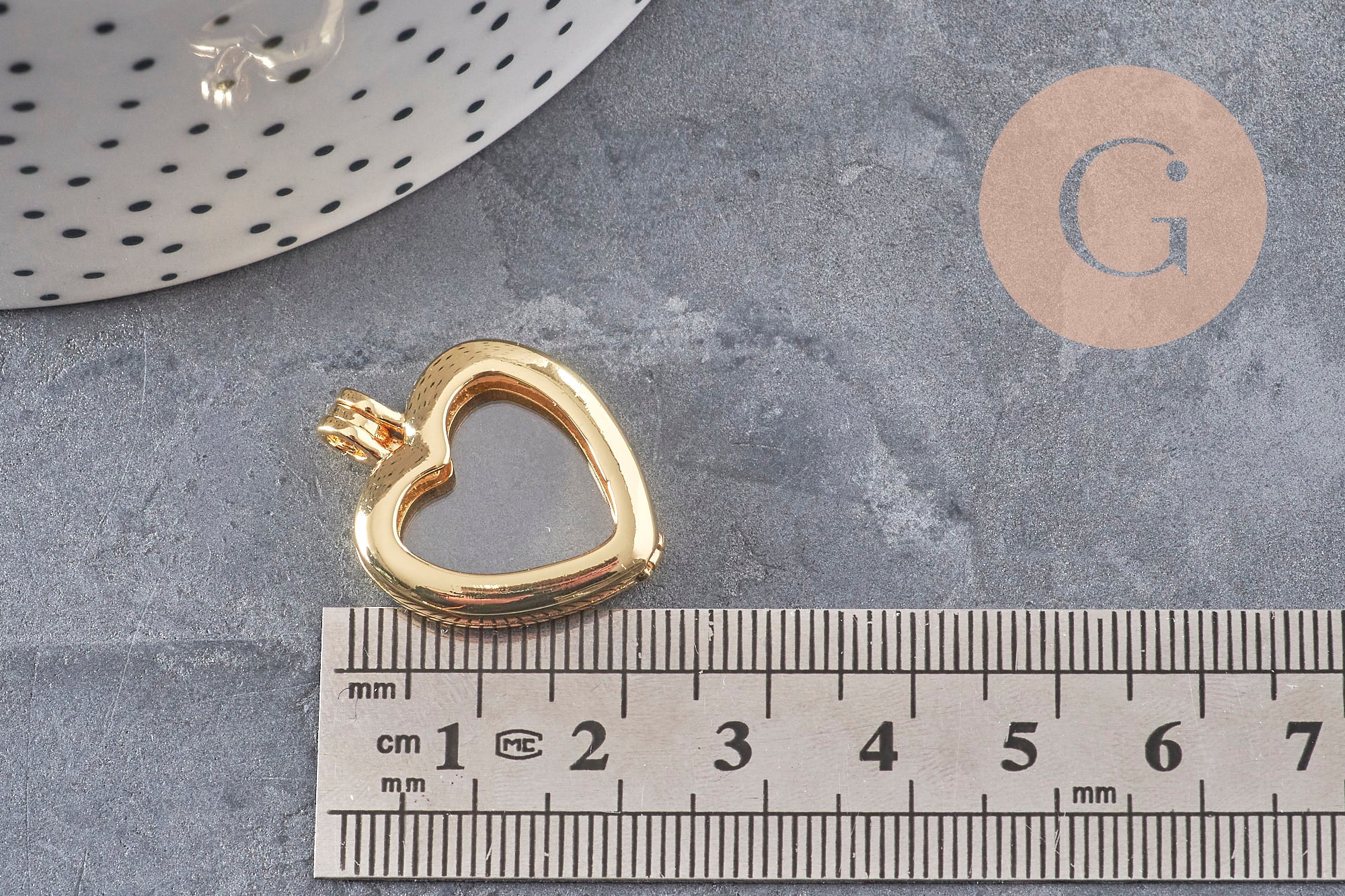 Pendentif locket cœur vitrine laiton doré 16K 26mm (G11141)