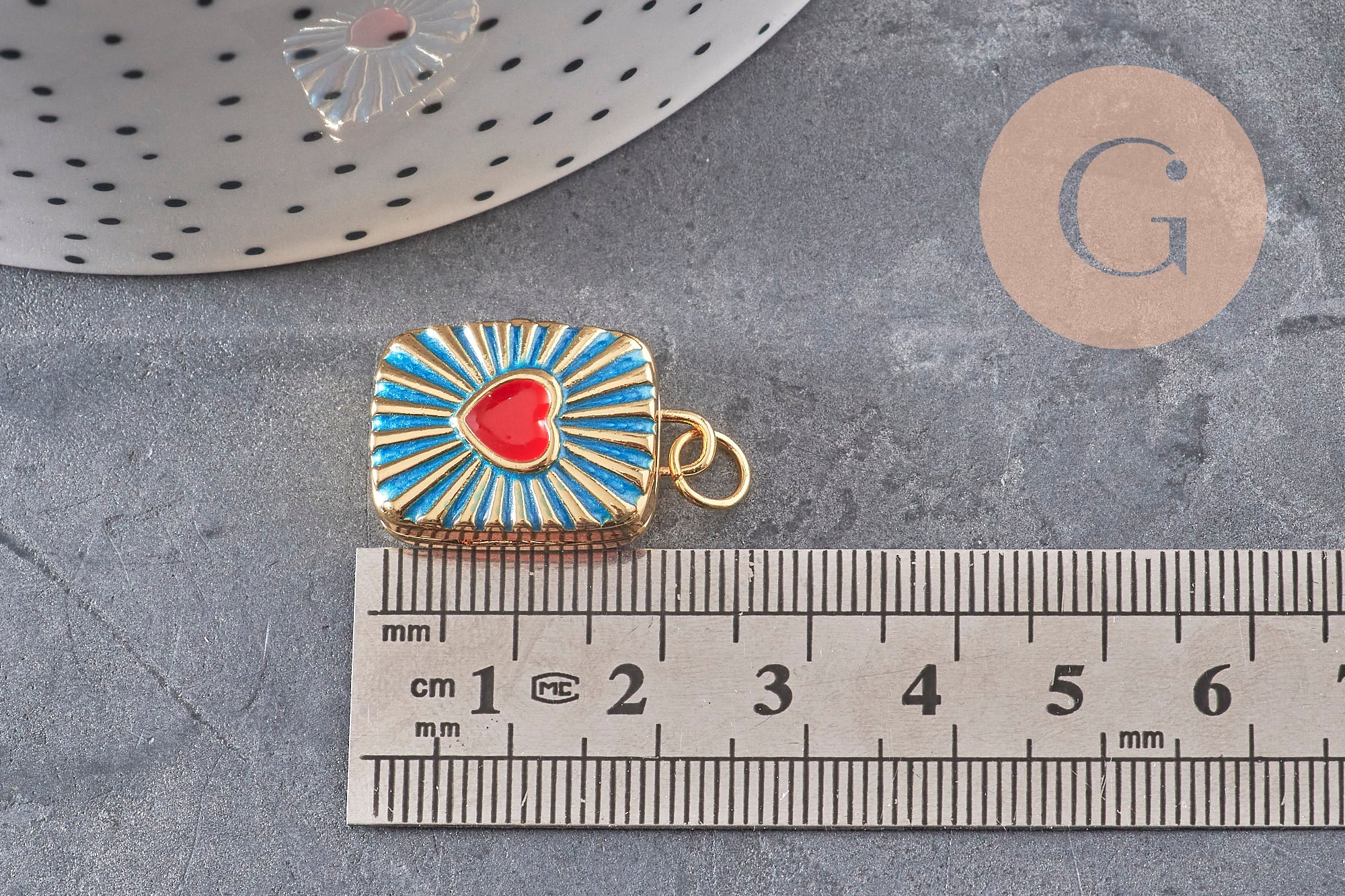 Pendentif locket rectangle cœur porte-photo laiton doré 18K émaillé 26mm, x1 (G11146)
