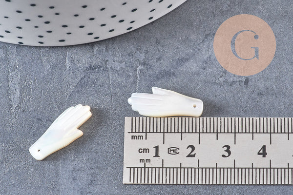 Pendentif main nacre blanche naturelle 21.5mm, x1 (G3937)