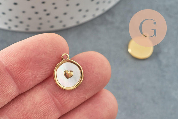 Pendentif médaille rond coeur émail blanc acier 304 doré 14K inoxydable IP, x1 (G9657)