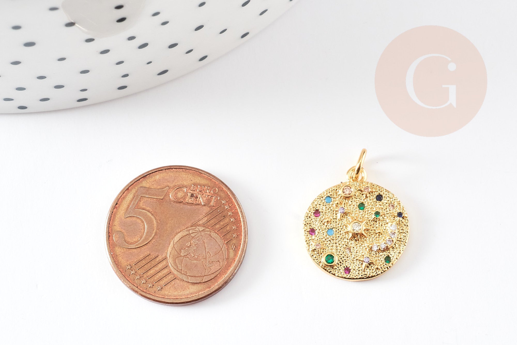 Pendentif médaille ronde lune laiton doré zircons colorés 17mm, x1 (G4749)