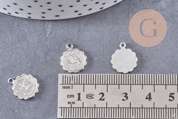 Pendentif médaille ronde signe astrologique laiton argenté 14mm, x1 (G3462)