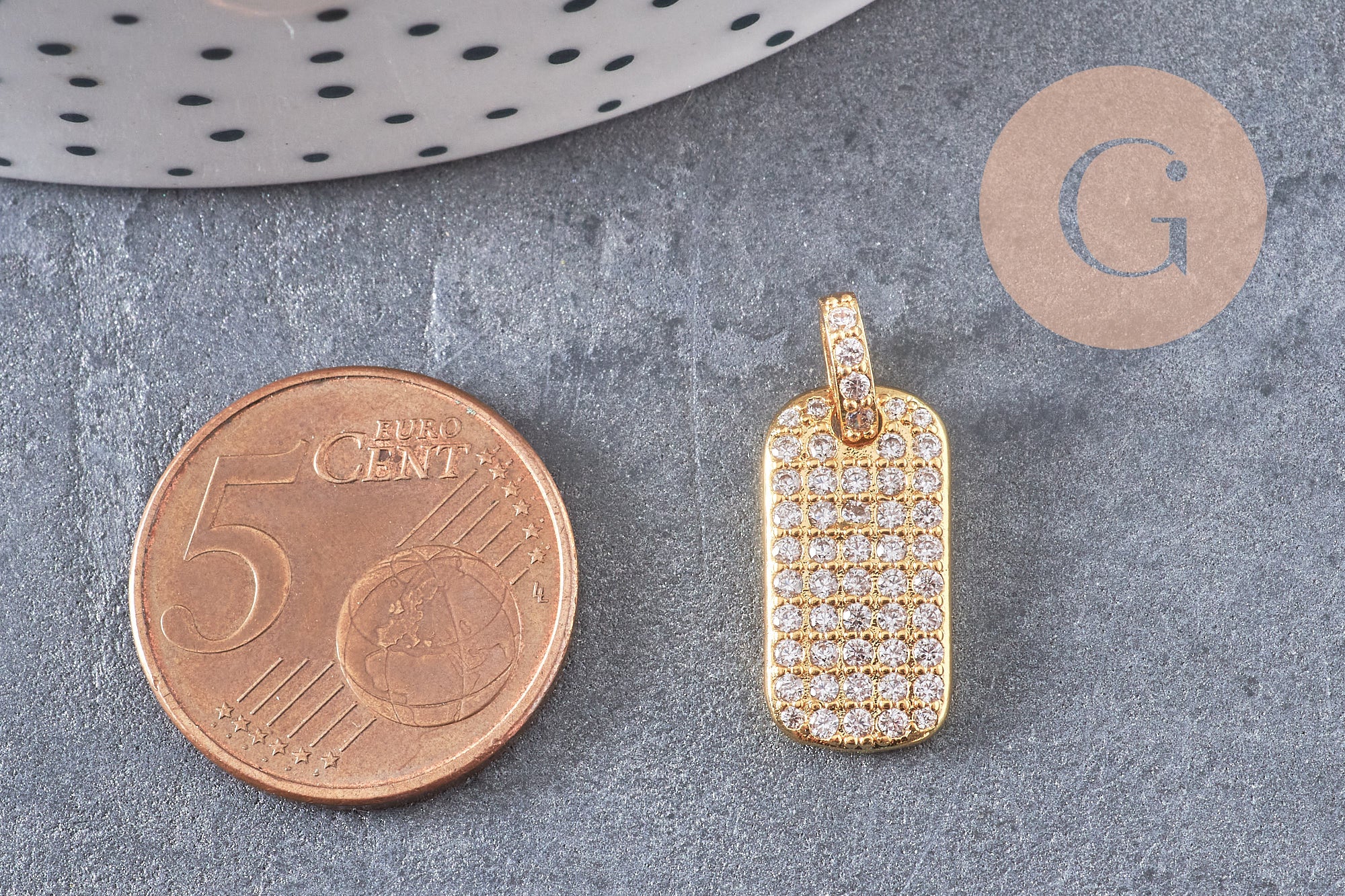 Pendentif plaque laiton doré 18k cristal zircon,17.5mm, x1 (G5245)
