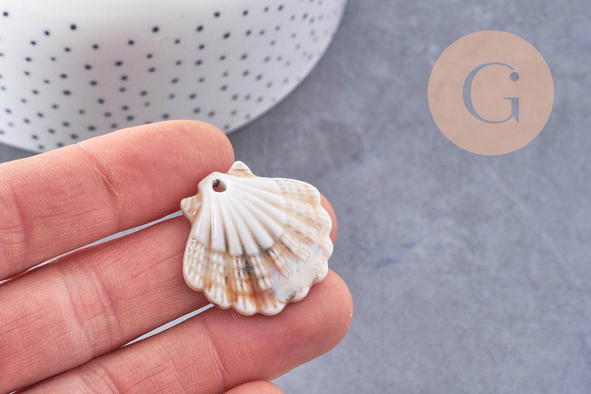 Pendentif porcelaine beige coquillage 30MM, perle céramique géométrique fabrication bijoux céramique blanche, x1 (G3310)