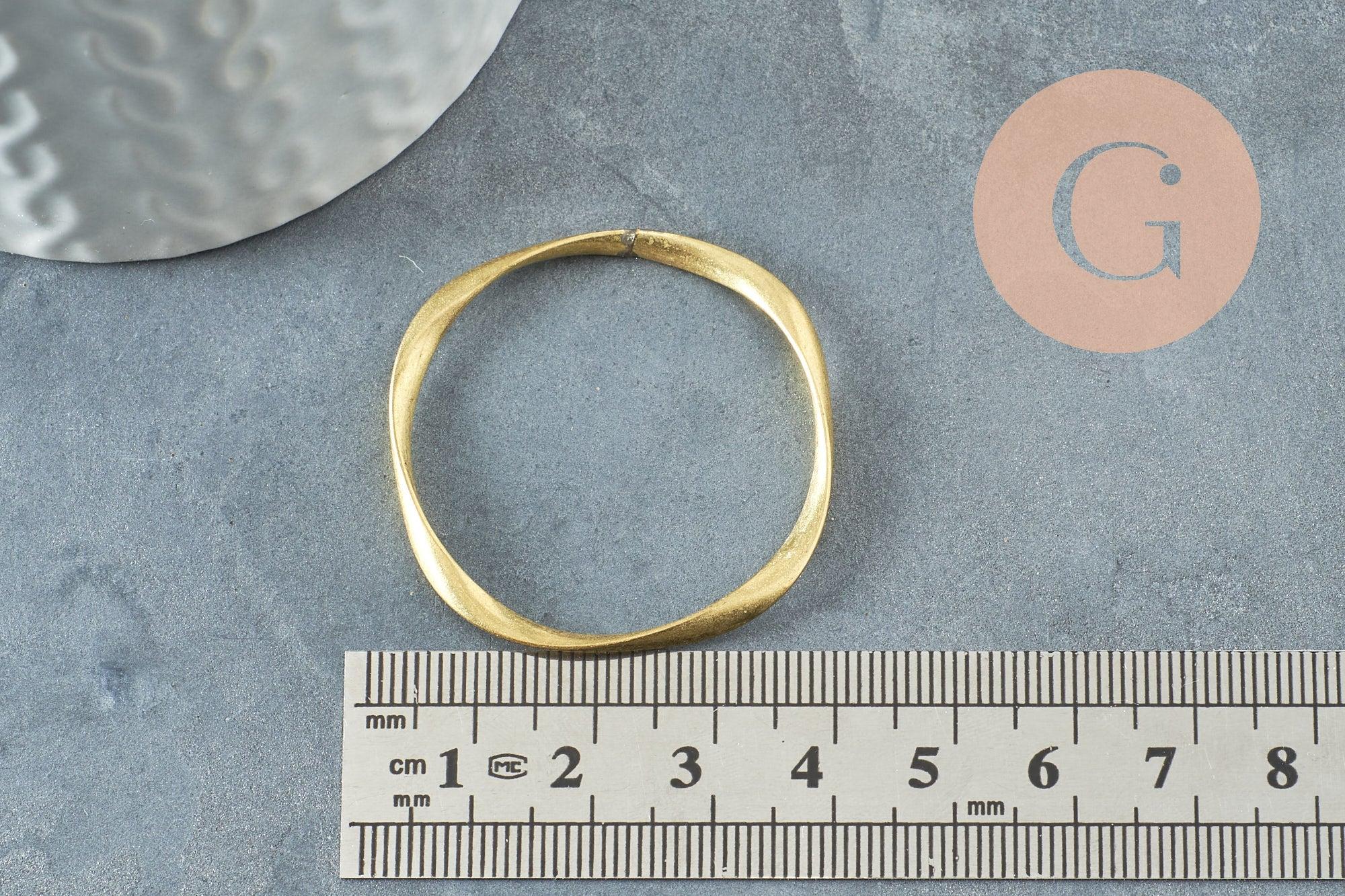 Pendentif rond laiton brut 40mm, breloque laiton brut, bijou laiton, création bijoux, X1(G0114)