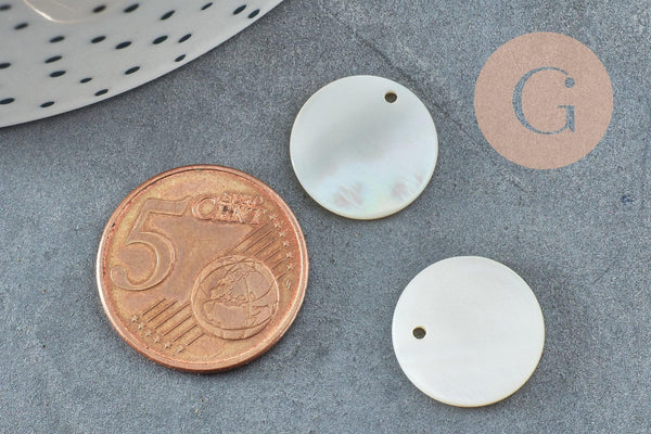 Pendentif rond nacre blanche 15mm, pendentif coquillage blanc naturel, 15mm, x10 ou x20 (G2181)