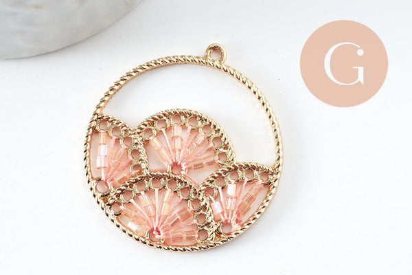 Pendentif rond zamac doré tissé rocaille rose dentelle 37.5mm, x2 (G4131)