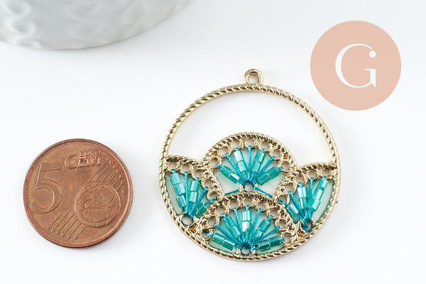 Pendentif rond zamac doré tissé rocaille vert turquoise dentelle 37.5mm, x2 (G4133)