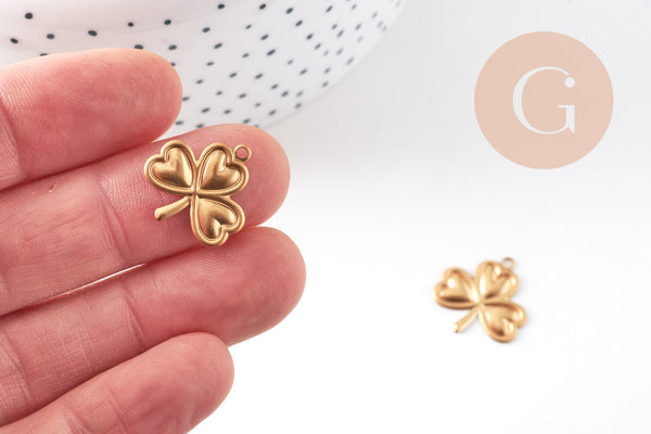 Pendentif trèfle en laiton , x 2 G8026