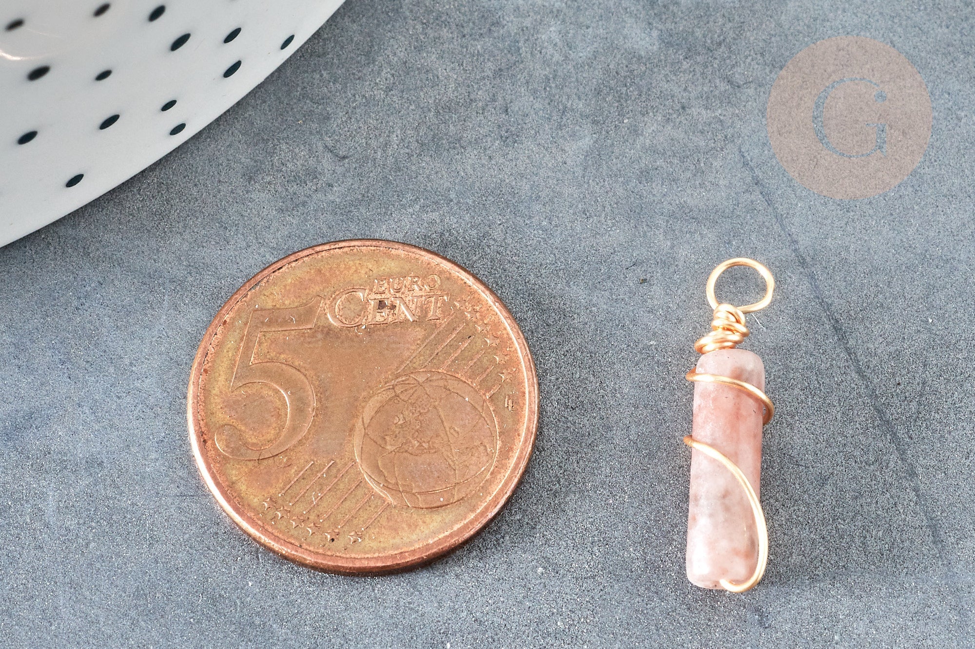 Pendentif tube Jade naturel marron support cuivre doré 20~21x5mm, pendentif pierre, x1 (G8335)