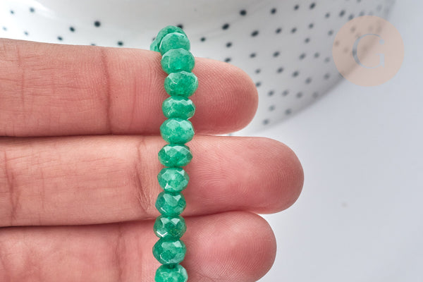 Perle Rondelle jade teinté facettée vert foncé 6x4mm, pierre, le fil de 39cm( G7887)