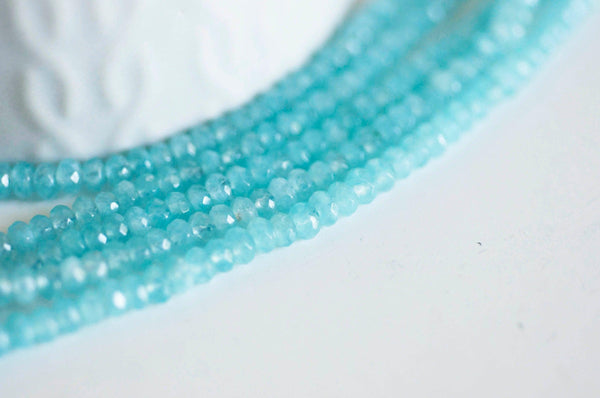 Perle abacus jade naturel bleu 4x2mm,fil 137 perles, x1 (G6742)