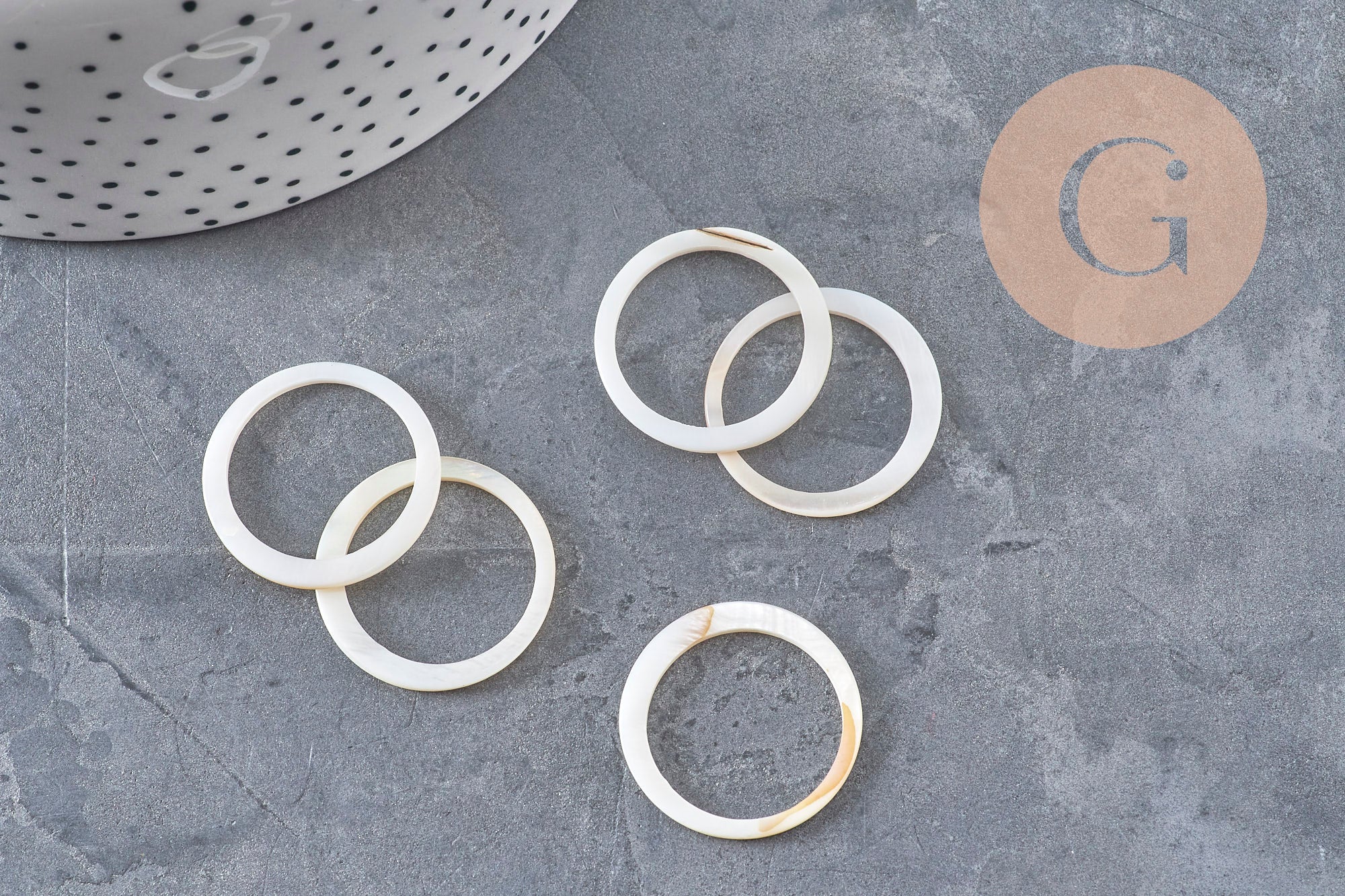 Perle anneau nacre blanche naturelle, perle cercle, coquillage blanc, 25mm, x5 (G2974)