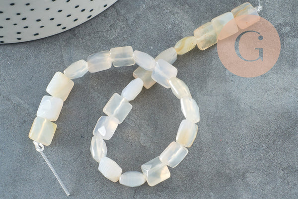 Perle carrée agate blanche naturelle 8-8.5mm,bijou pierre naturelle,le fil de 20cm, x1 G5880