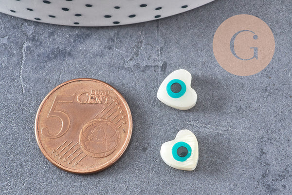 Perle coeur nacre blanche mauvais oeil 8.5-9mm ,x 10 (G1962)