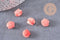 Perle coquillage résine rose,perle imitation corail 11.5mm, x5 (G5000)