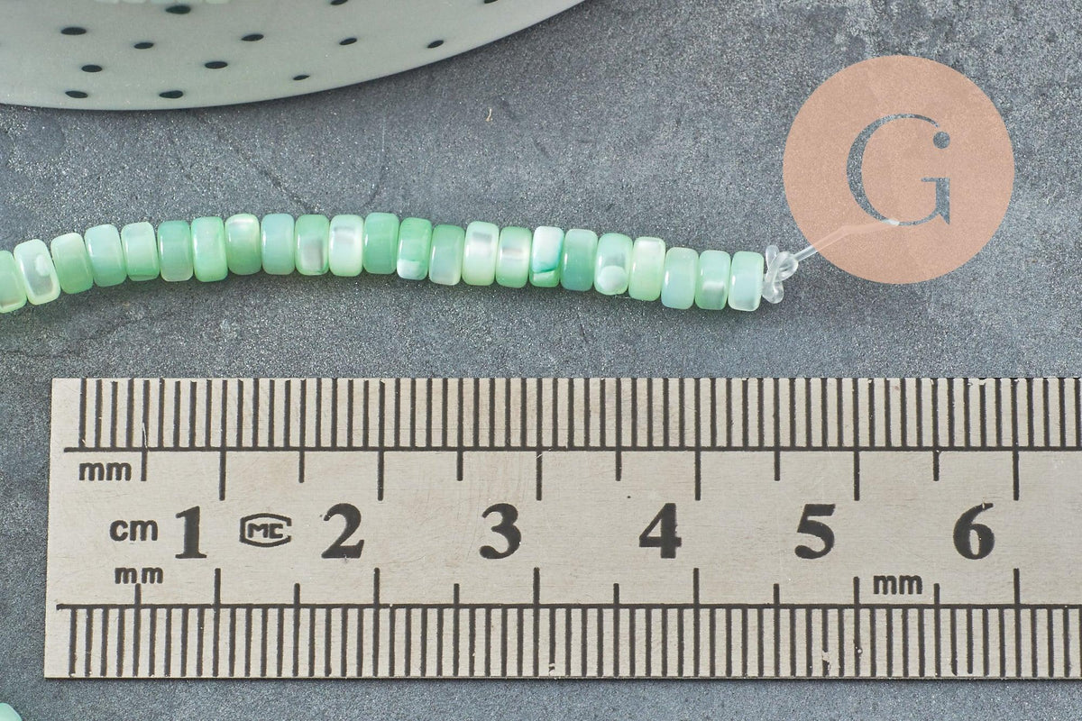 Perle nacre naturelle heishi vert pastel,tube coquillage coloré,perle coquillage,2x4mm, le fil de 20 cm, x1 (G5129)