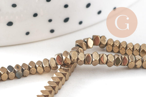 Perle losange hématite bronze non magnétique, des perles en imitation de pyrite pierre, 3x3mm,41cm le fil de 200 perles, x1 (G5022)