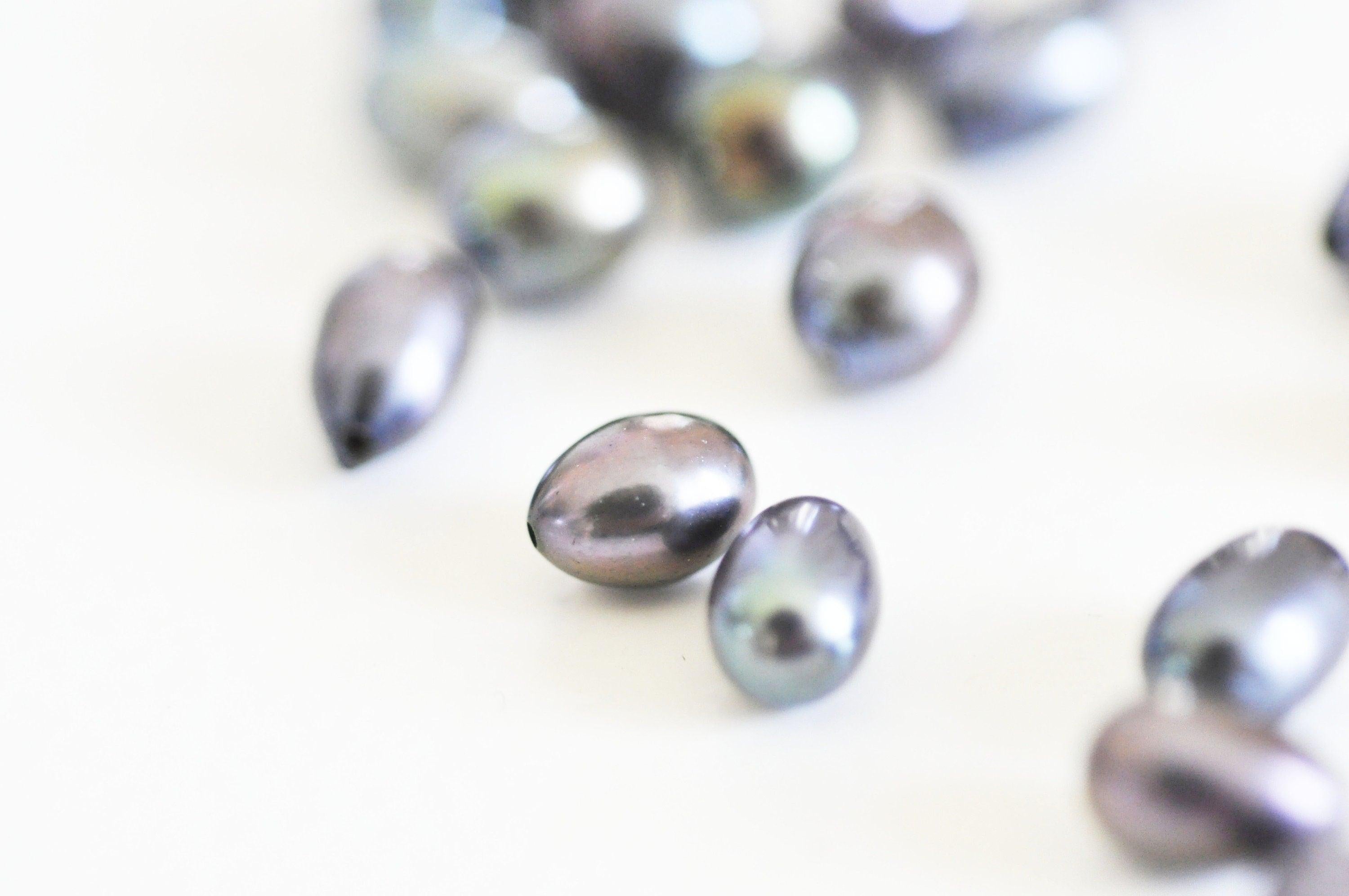 Perle naturelle noire, perle percée de culture, perle d'eau douce,7mm, x1 (G0348)