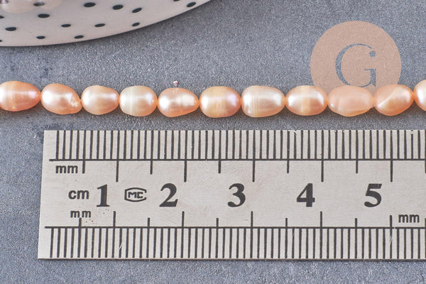 Perle ovale naturelle couleur pêche, perle de culture d'eau douce percée,4-5mm, fil de 36cm, x1 (G2557)
