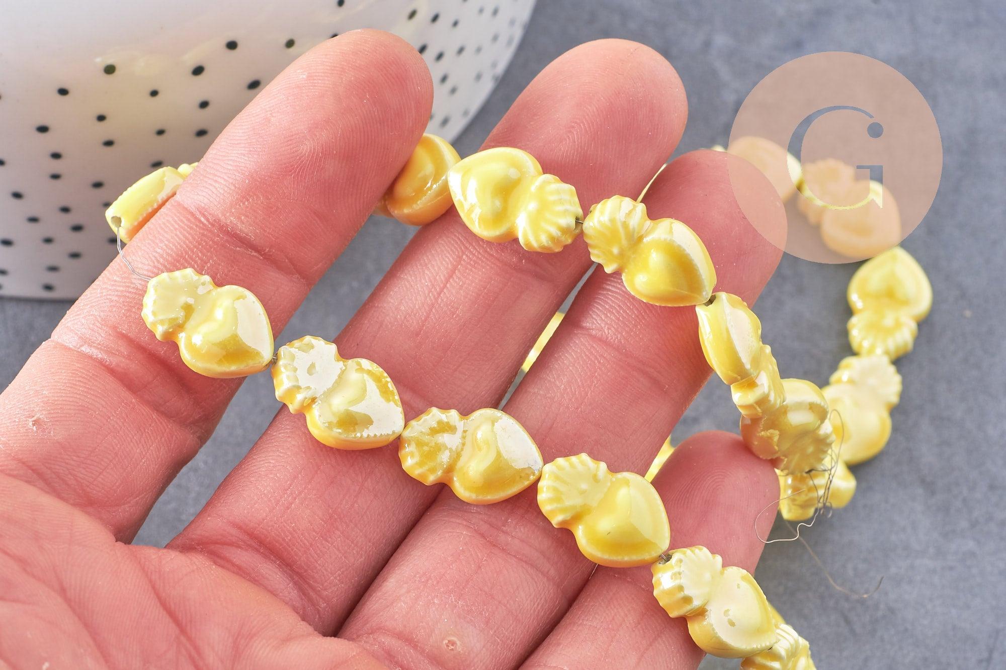 Perle porcelaine jaune coeur irisé 16mm, x20 (G3535)
