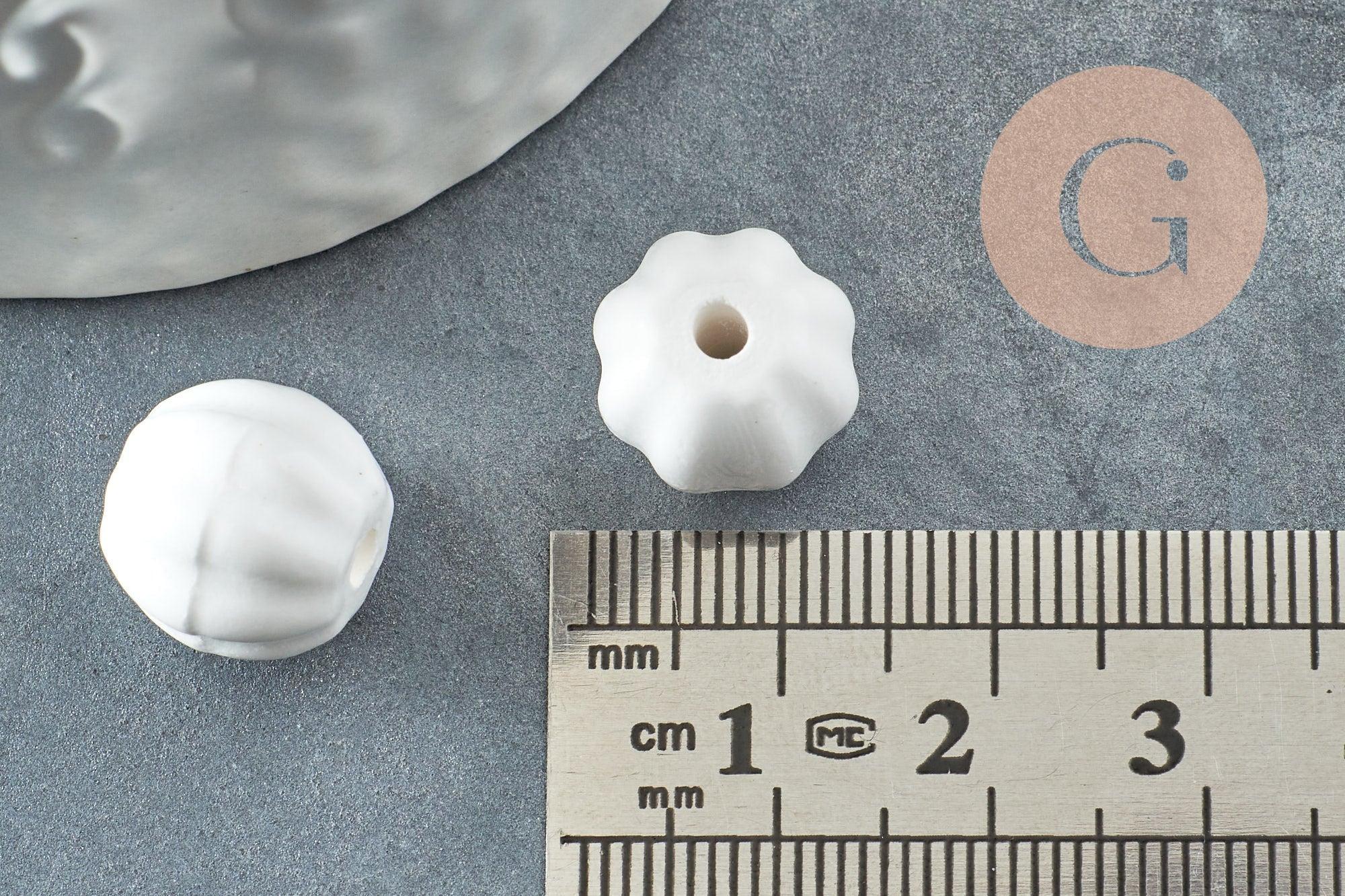 Perle porcelaine blanche 13mm, perle striées,perle céramique, céramique blanche, x10 (G7400)