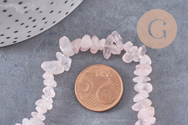 Perle triangle cristal beige rose 6x3.5mm, fil de 33cm, x1 (G6903)