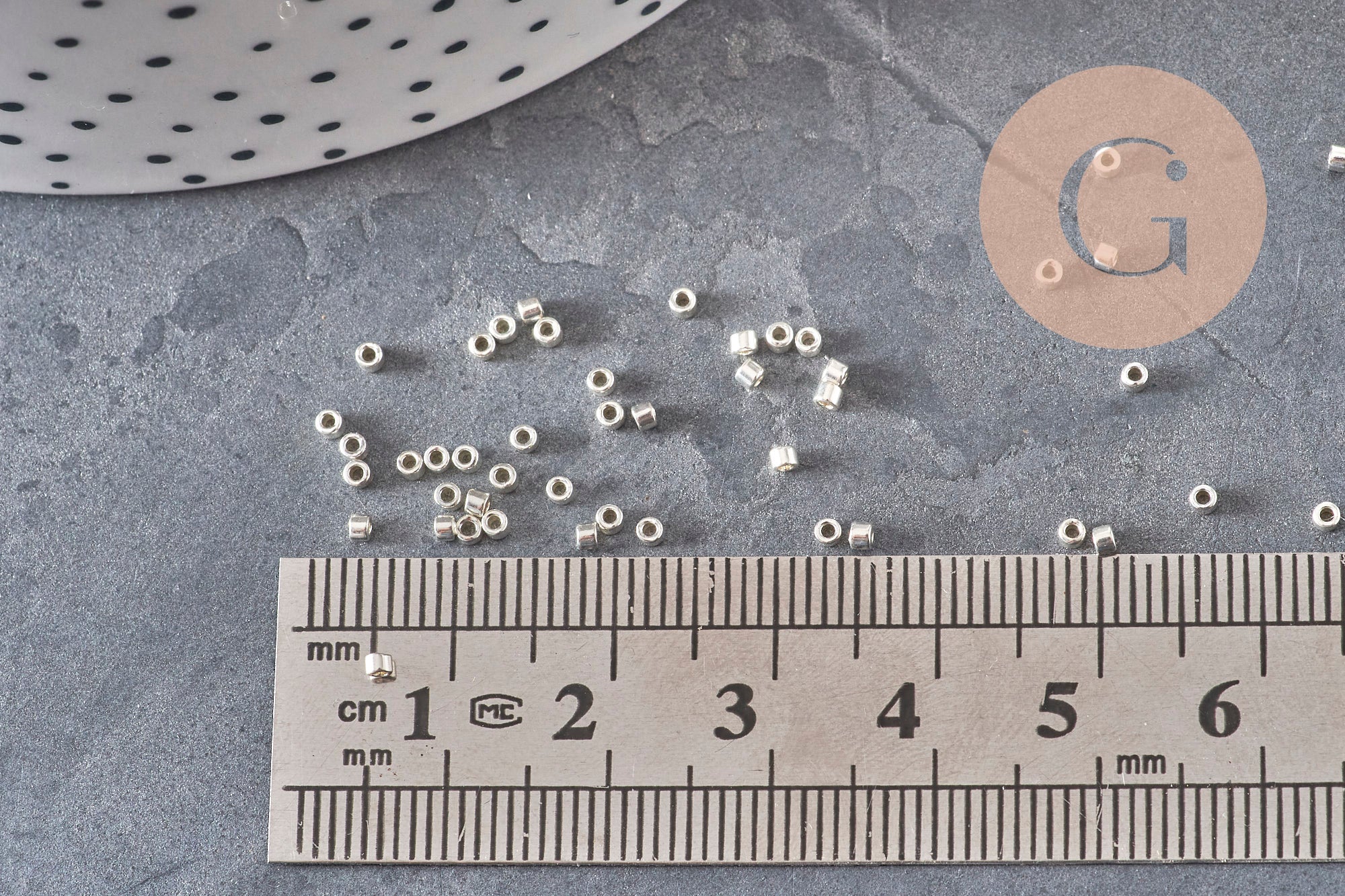 Miyuki Delica Beads 11/0 DB0035 - Galvanized Silver Metallic, x8g VALID
