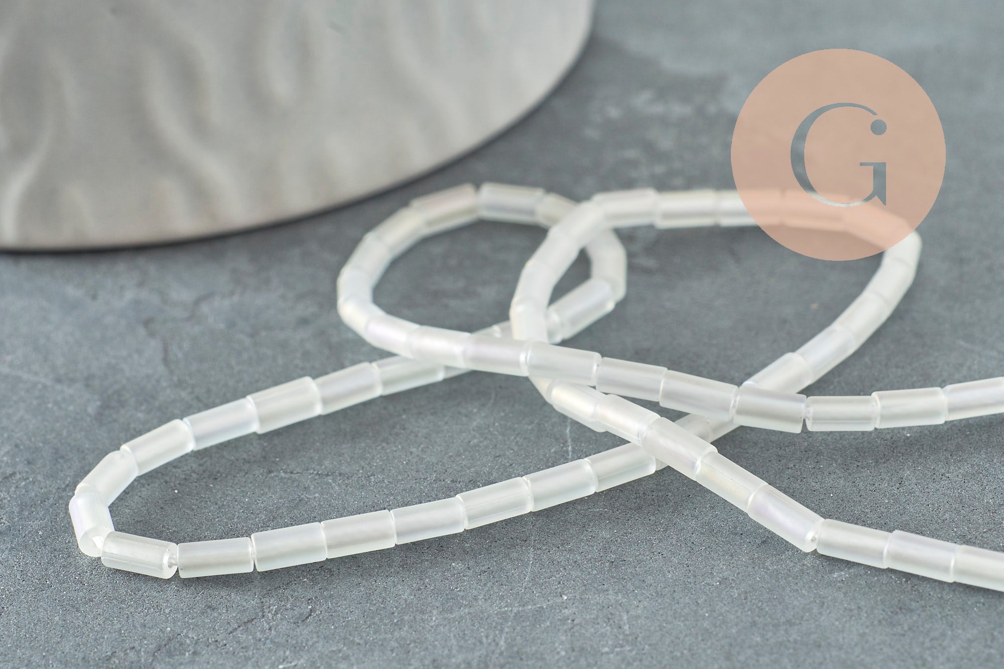 Perles Tube verre blanc opaque AB 4,5mm,fournitures création bijoux, le fil de 37cm, x1 (G6957)