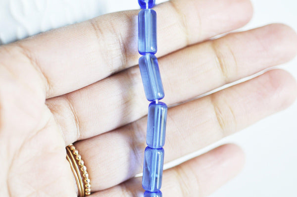Perles Tube verre bleu roi 15x6mm, x1 fil de 12 perles (G3198)