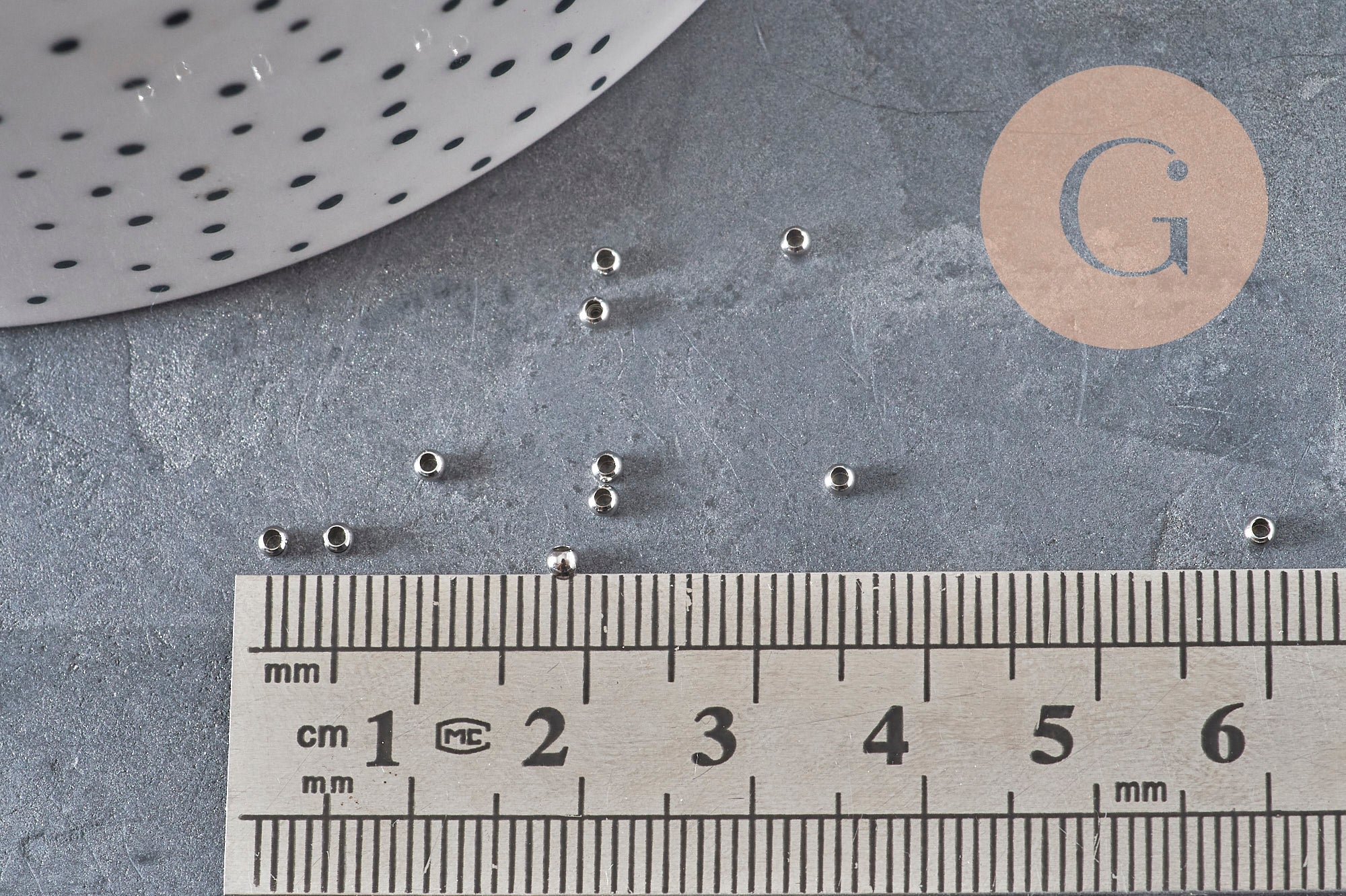 Cuentas engarzables de acero inoxidable 316 platino 2 mm, x50 (G11174)
