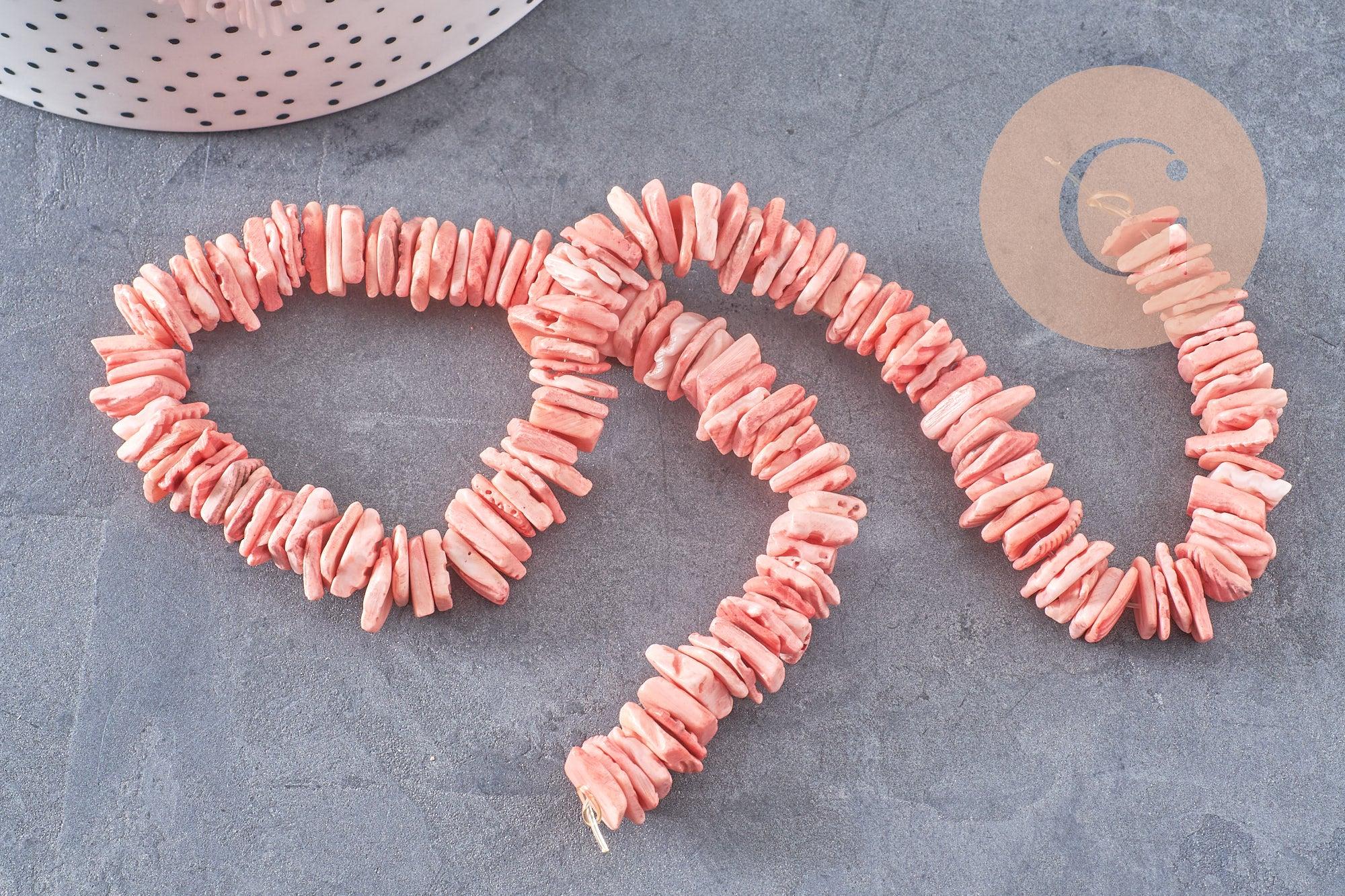 Perles chips coquillage naturel teinté en rose 15mm, fil de 40cm, x1 (G0147)