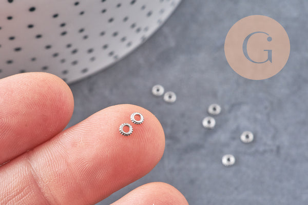 Perles intercalaires rondelles fleurs acier 304 inoxydable platine 3mm, x10 (G10855)