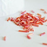 Perles rocaille Tube rouge irisé, ,perle tube,perles rocaille rouge, perles rouge irisé,6mm x 2mm, x 5gr G0666
