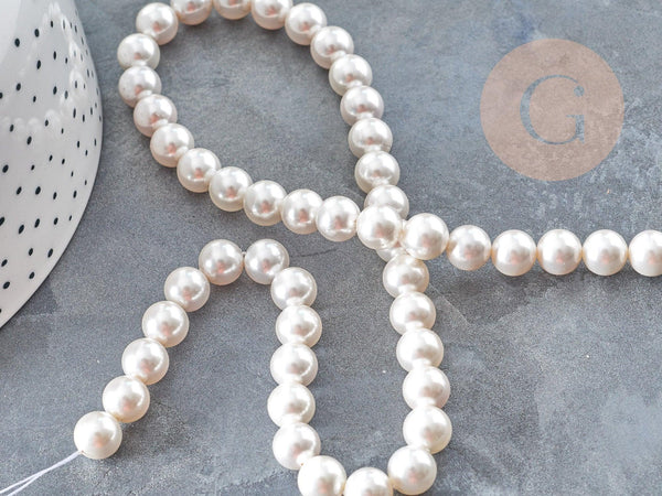 Perles rondes coquillage naturel blanche nacrées 8mm, x1 fil de 40cm (G9034)