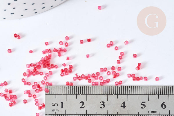 Perles tube rouge effet givré façon Delica miyuki, x1 sachet de 8g (G8133)