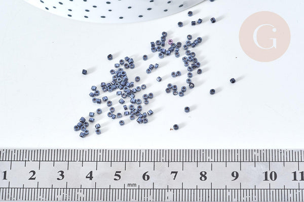 Perles tube verre noir métallisé brillant façon Delica miyuki, Sachet 8g, x1 (G7766)