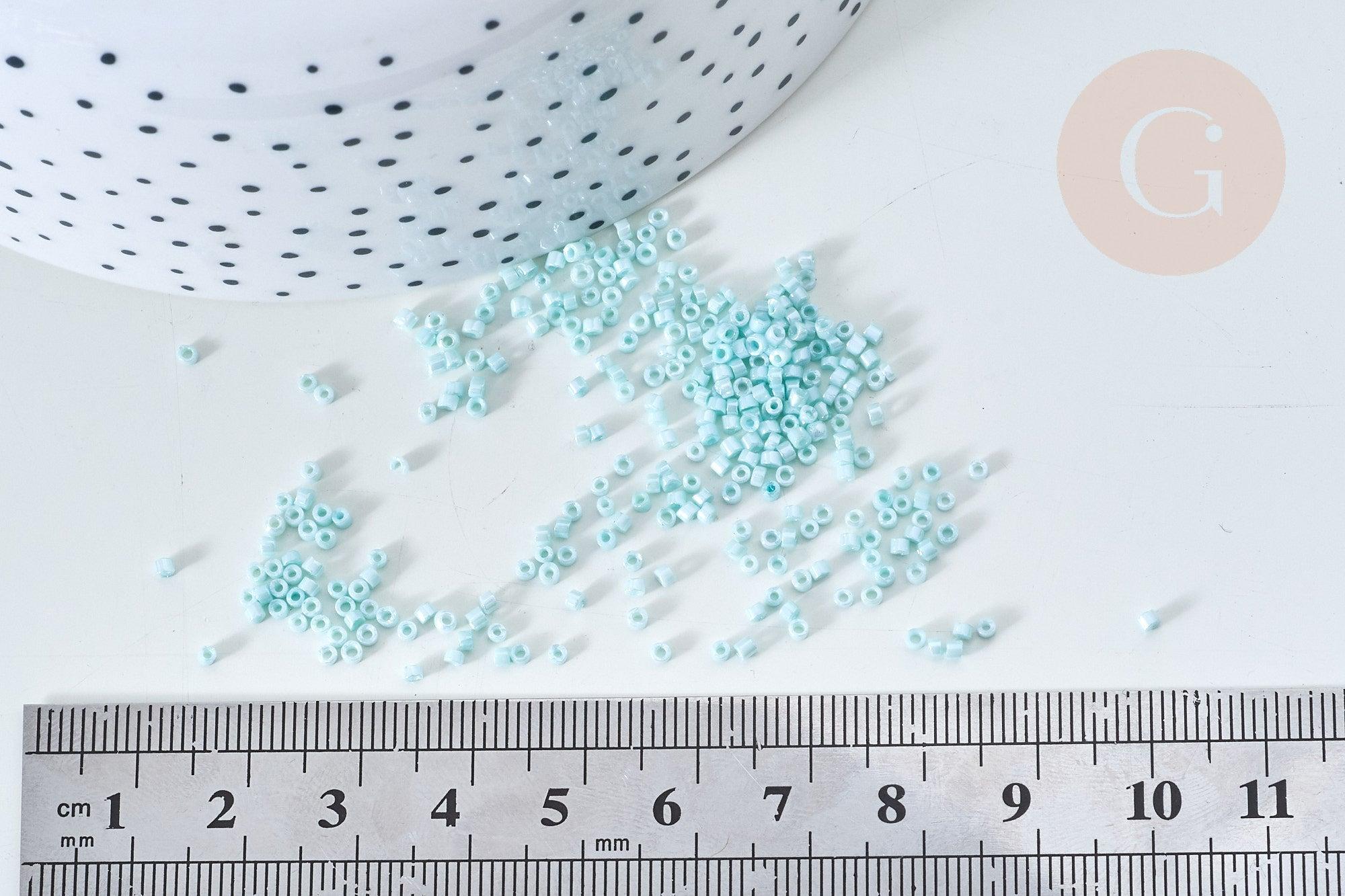 Perles tube verre turquoise clair façon Delica miyuki, x1 sachet de 8g (G7781)