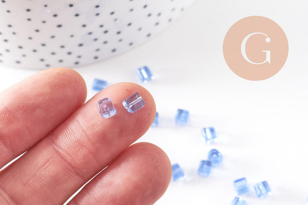 Perles verre carrées bleu clair 5mm, perles carrées création bijoux, x50 (G2456)