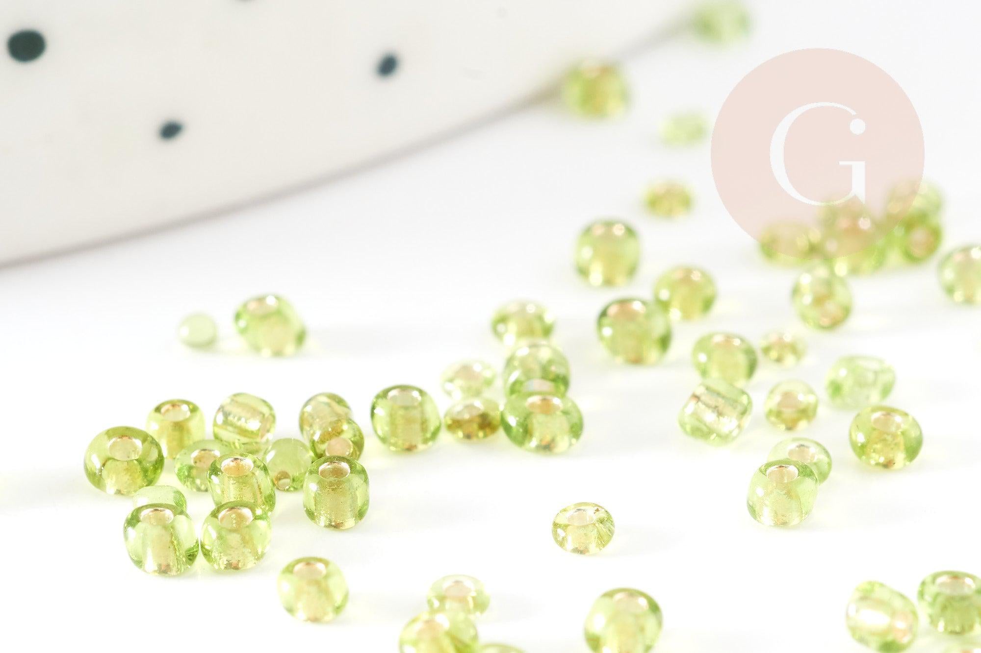Petite perles de rocaille vert transparent 2.5mm, perles rocaille verre, pour perlage, x 10gr (G3667)