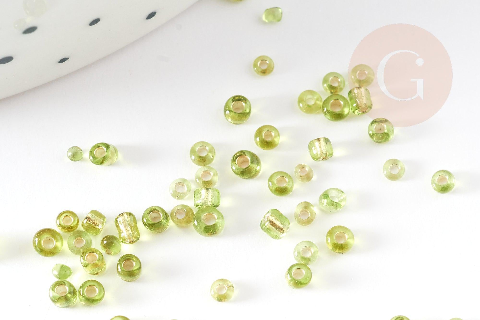 Petite perles de rocaille vert transparent 2.5mm, perles rocaille verre, pour perlage, x 10gr (G3667)