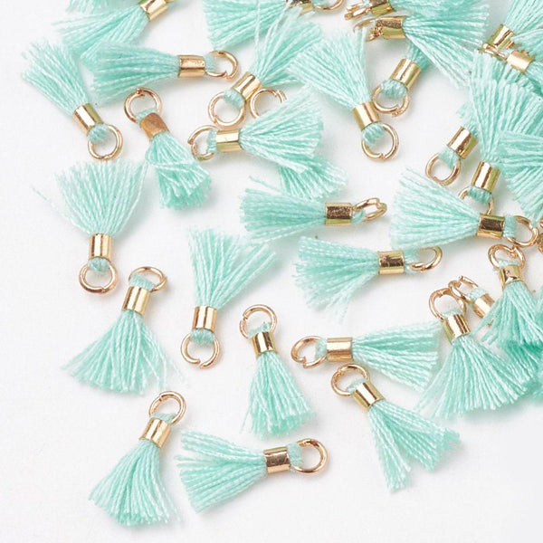 Pompon bleu turquoise polyestère laiton doré 10-15mm, x10 (G6220)