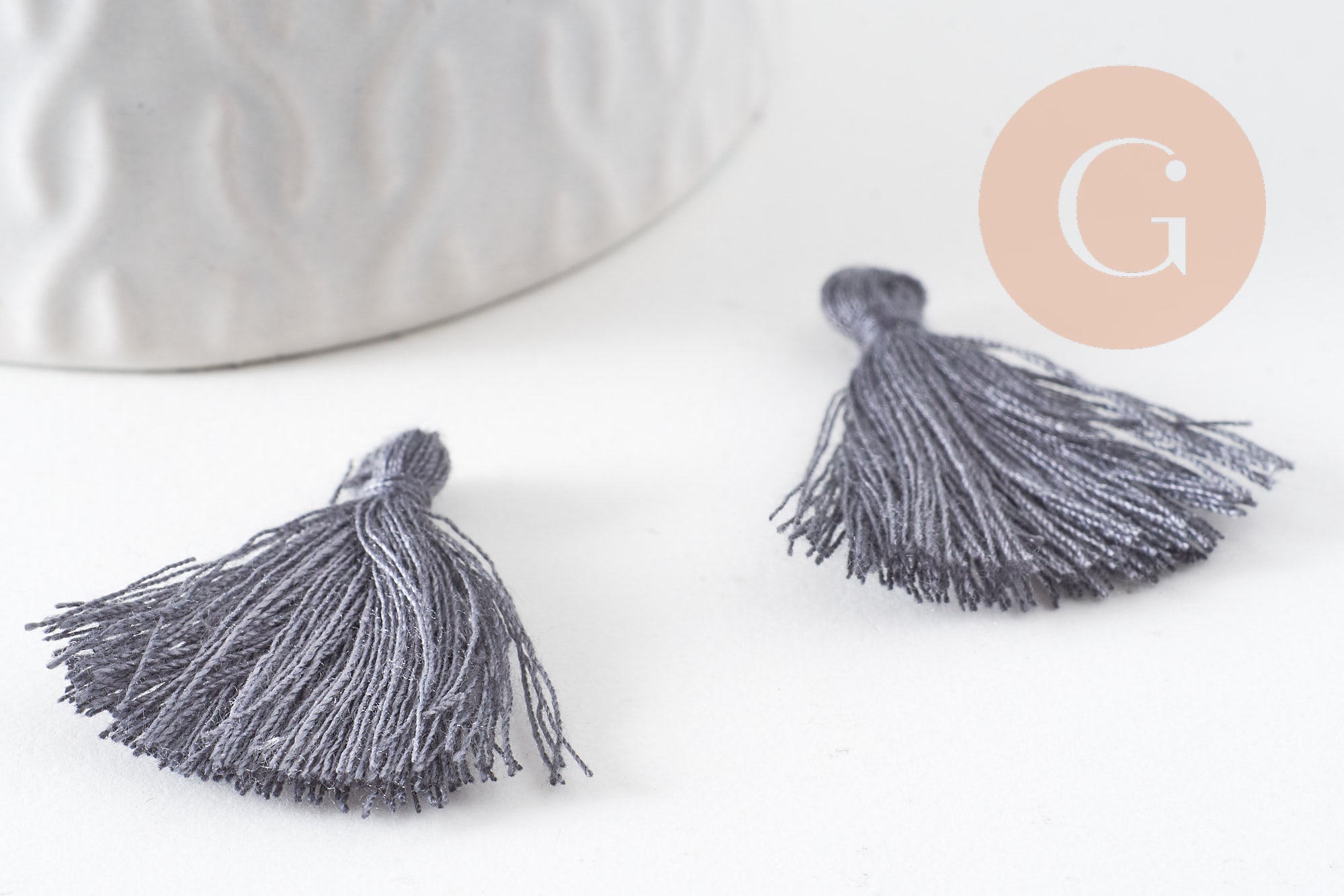 Pompon gris foncé coton,décoration pompon,accessoire coton, coton gris,25-31mm, x5 G1668