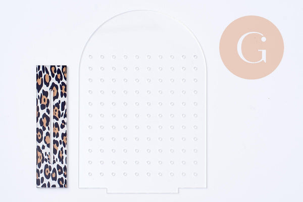 Présentoir boucles d'oreilles plexiglas arche personnalisable 110 emplacements 17.8cm, x1 G10103