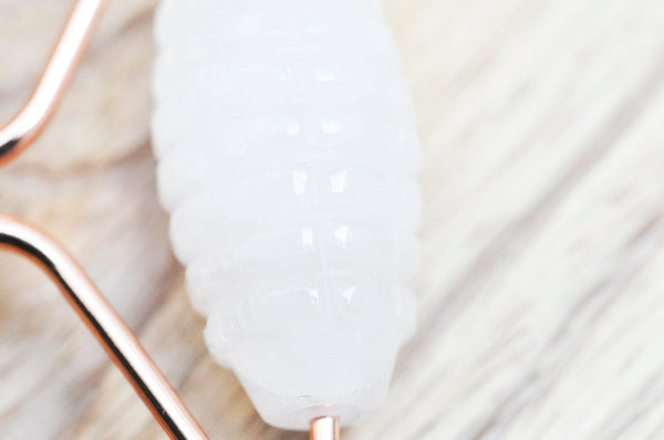 Rouleau de massage quartz rose naturel support or rose, un outil en pierre naturelle pour masser le visage, auto-massage, x1 G4514