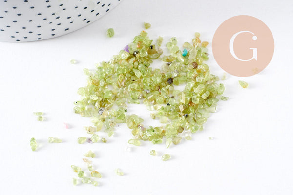Sable chips pierre péridot naturelle brute roulée 3-9mm non percé, x20gr (G0244)