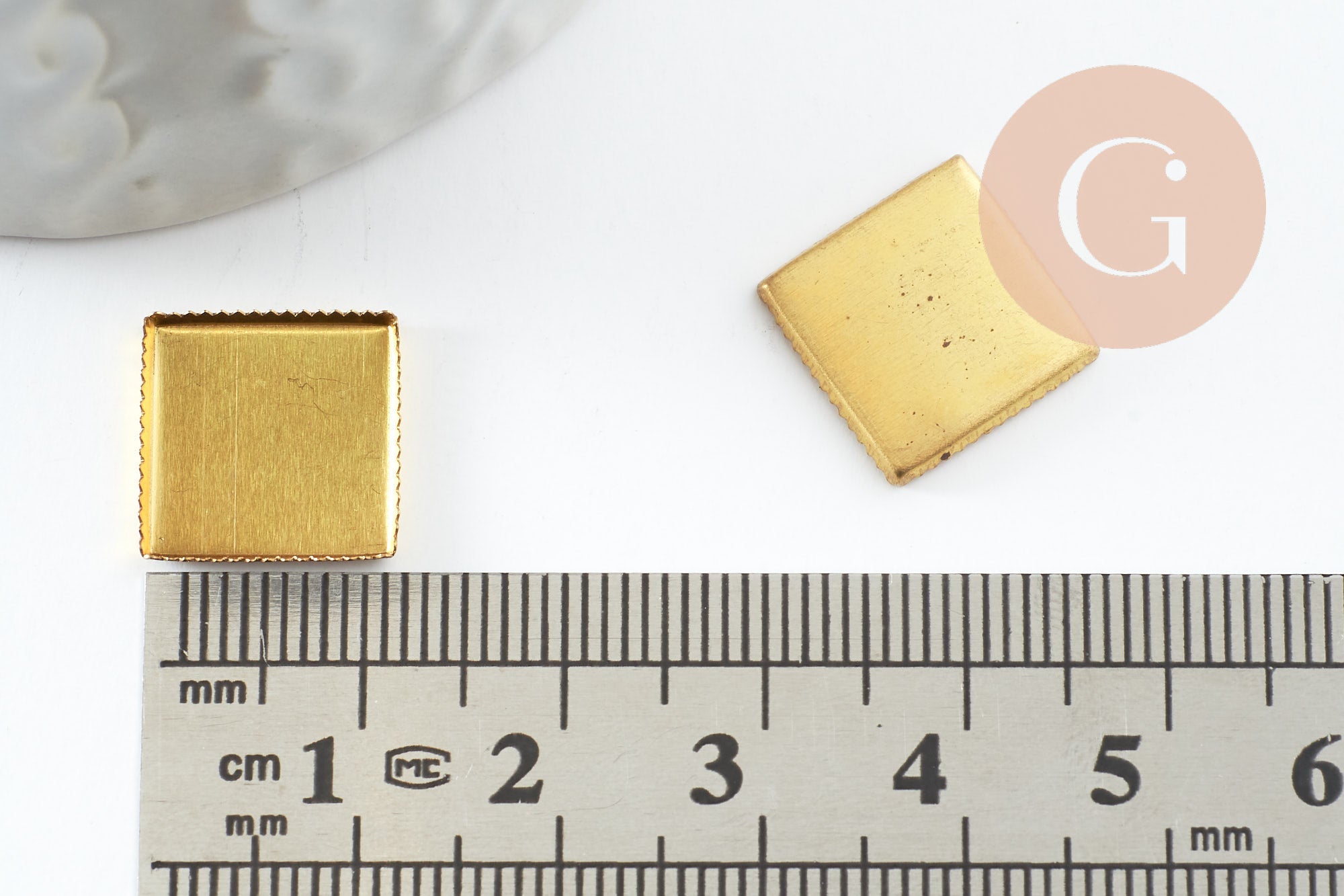 Supports de cabochons carrés laiton brut 12x12mm, x20(3.6g) (G0948)