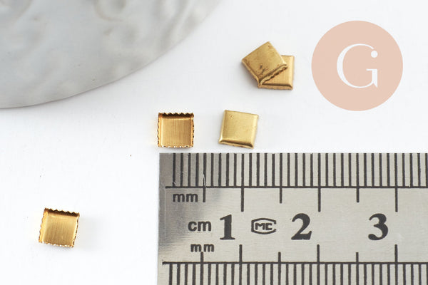 Supports de cabochons carrés laiton brut x20 (0.9g) (G1354)