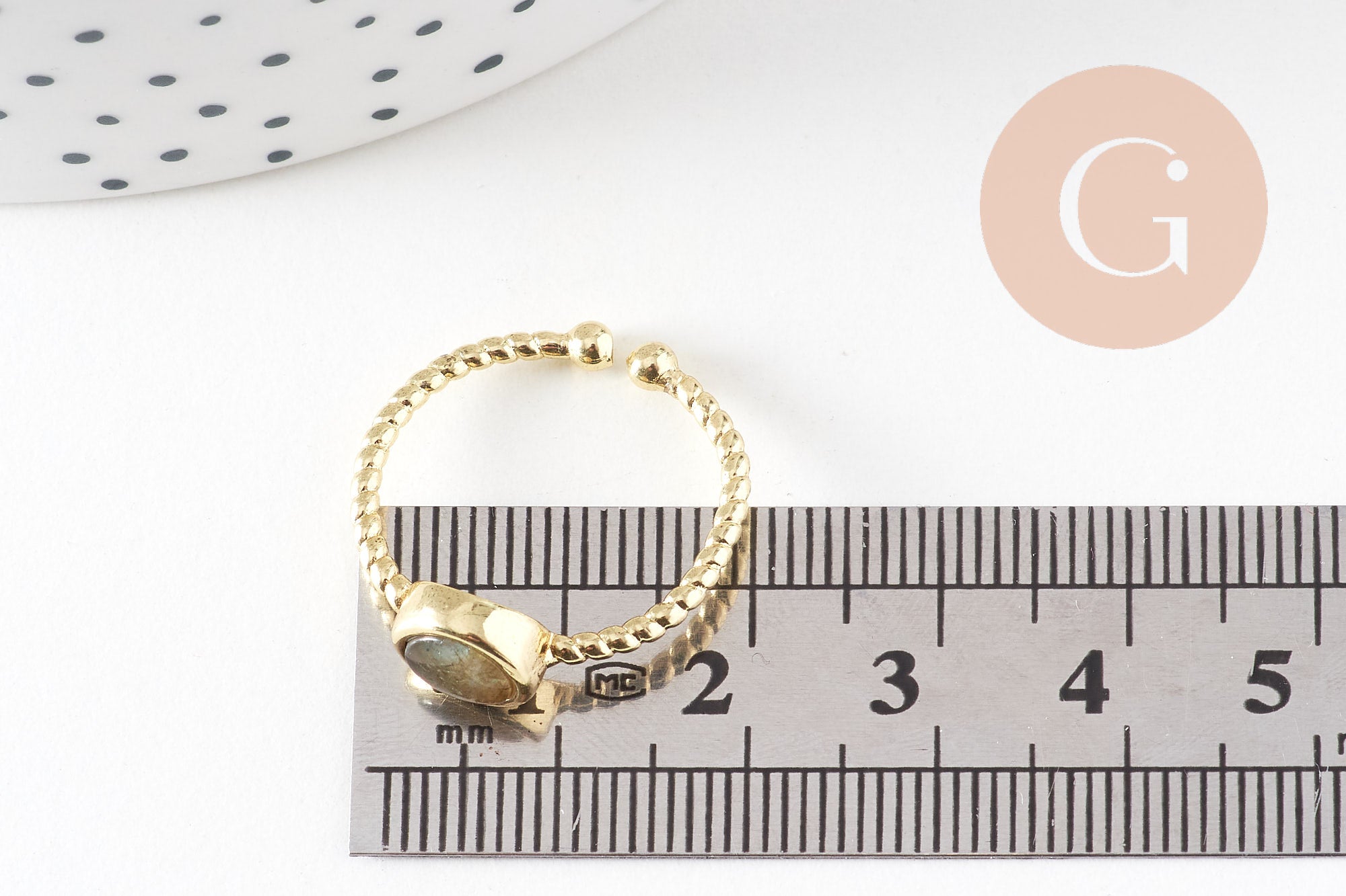 Bague réglable torsadée laiton doré cabochon pierre naturelle 20mm, x1 (G4238)