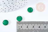 pendentif breloque plate ronde en laiton brut émail vert 10mm, x 5 (G8553)